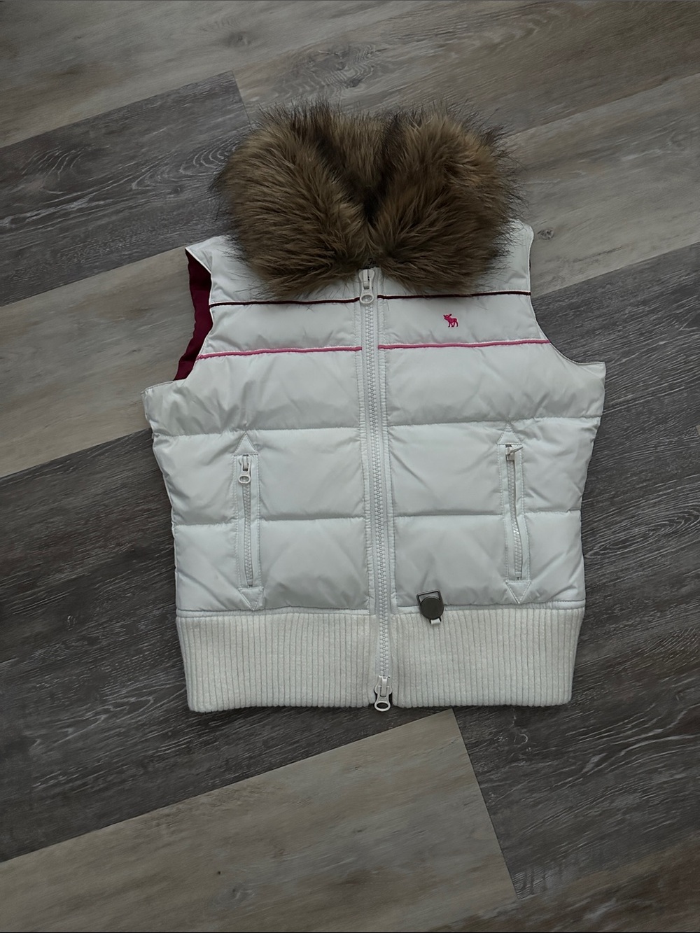 Abercrombie & Fitch White and Brown Fur Faux Collar Vest S